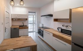 Around The World Vision Apartment - Centrum